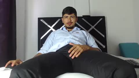 Snapshot of jack03xx_ chatting on January 15, 3:29 pm Jack online show from January 15, 3:29 pm