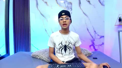 jacob_blackwell online show from February 25, 4:02 am