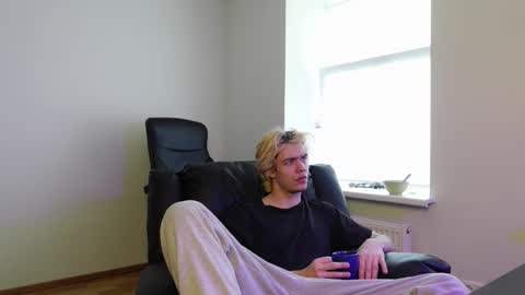 JACOB DEVON online show from February 15, 7:51 am