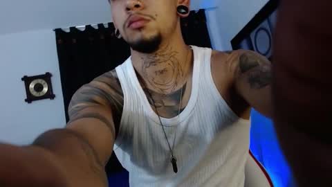 Michael Caicedo online show from February 25, 3:52 am