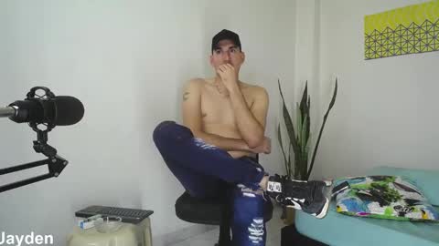 Jacob And Jayden online show from February 17, 6:48 pm