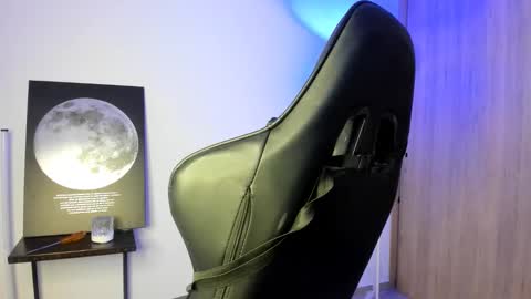 jacobb116 online show from February 19, 1:57 am