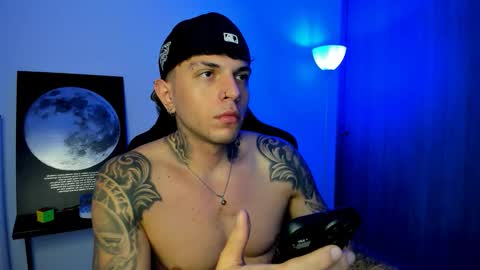 jacobb116 online show from February 9, 1:10 am