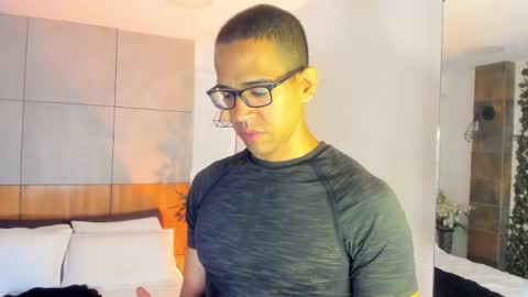 jacobdraven online show from April 14, 3:06 am