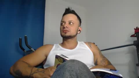 Snapshot of jacobjamess chatting on January 28, 11:28 pm jacobjamess online show from January 28, 11:28 pm