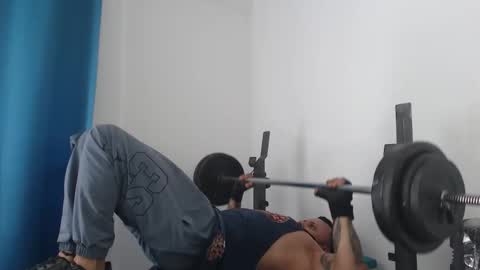 Snapshot of jacobjamess chatting on February 25, 7:14 pm jacobjamess online show from February 25, 7:14 pm