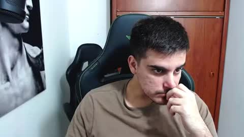 jacobjobs1 online show from June 27, 8:47 pm