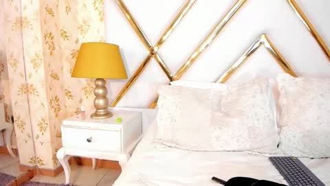 jacobrusso online show from February 13, 5:57 am