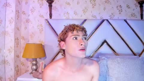 jacobrusso online show from March 17, 5:54 am