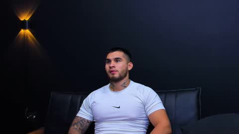 Snapshot of jacobsthorm chatting on February 15, 4:14 am jacobsthorm online show from February 15, 4:14 am