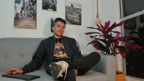 JACOB STONES online show from January 25, 5:29 am