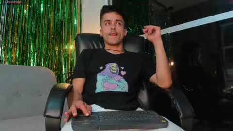 JACOB STONES online show from March 10, 6:27 am