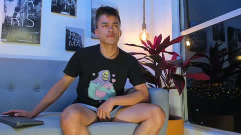 JACOB STONES online show from January 26, 7:42 am