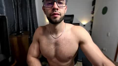 Snapshot of jacobt77 chatting on March 11, 12:33 am Jacob online show from March 11, 12:33 am