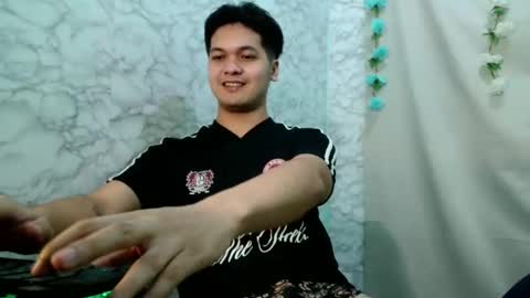 jade_halo online show from May 22, 6:57 pm