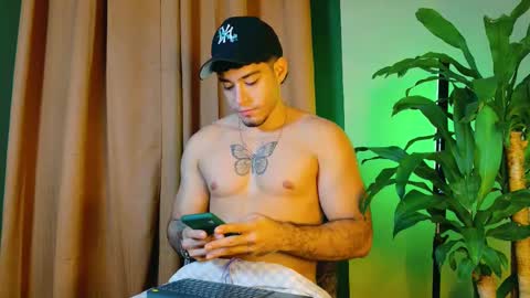 Snapshot of jadenfeynman chatting on February 17, 1:25 am Jaden Feynman online show from February 17, 1:25 am