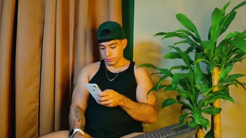 Snapshot of jadenfeynman chatting on February 6, 12:33 am Jaden Feynman online show from February 6, 12:33 am