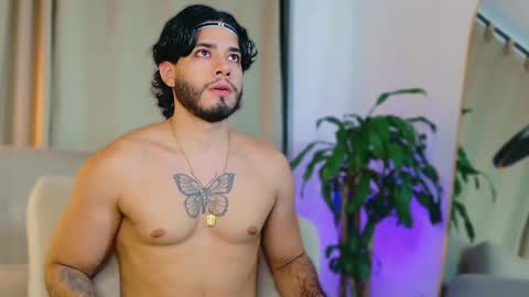 Snapshot of jadenfeynman chatting on October 16, 3:36 am Jaden Feynman online show from October 16, 3:36 am