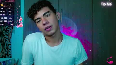 javi15  online show from December 16, 4:34 am