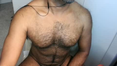 jag60053 online show from June 14, 4:42 pm