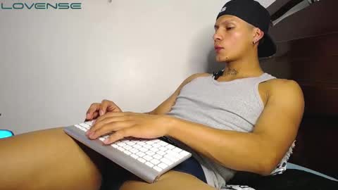 jahn_ashford1 online show from December 13, 6:00 am