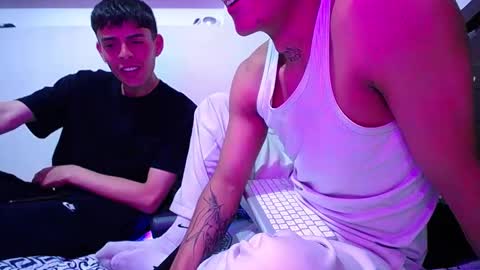 jahn_ashford1 online show from January 28, 5:11 am