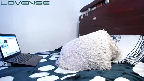 jahn_ashford1 online show from March 4, 6:15 am