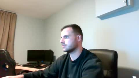 New on chat online show from June 15, 1:08 am