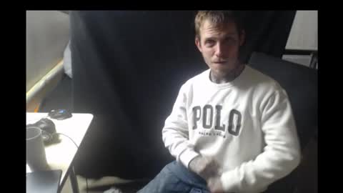 showingitoff online show from November 24, 7:09 am