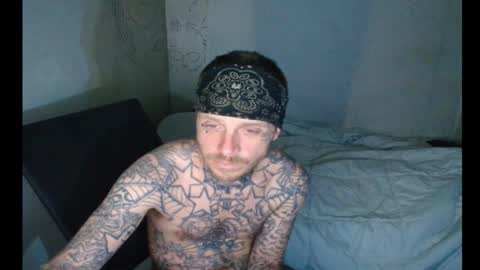 showingitoff online show from February 27, 5:19 am