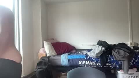 jake_brick online show from May 6, 6:08 pm
