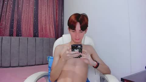 Snapshot of jake_evanss_ chatting on February 9, 3:56 pm JAKE online show from February 9, 3:56 pm