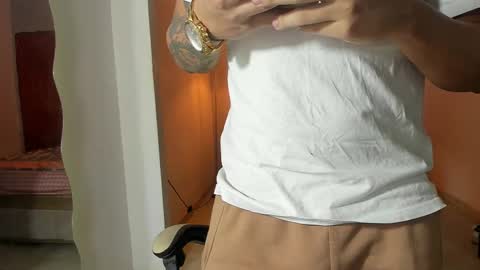 Snapshot of jake_pons chatting on March 9, 2:07 am Jake Pons online show from March 9, 2:07 am