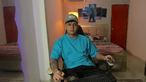 Snapshot of jake_pons chatting on March 11, 1:16 am Jake Pons online show from March 11, 1:16 am