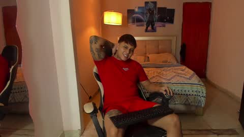 Snapshot of jake_pons chatting on January 26, 1:15 pm Jake Pons online show from January 26, 1:15 pm