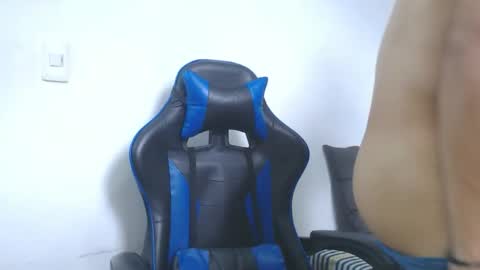 Hi guys im new 3 online show from February 17, 6:07 pm