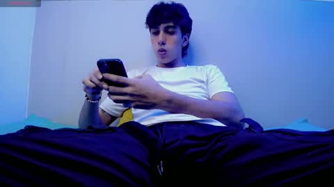 jake_tripp online show from December 14, 4:30 am