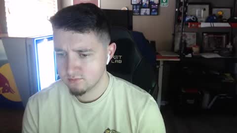 Jake online show from January 4, 8:59 pm