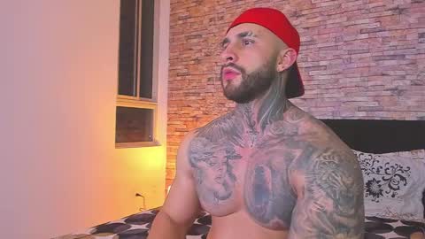 Snapshot of jakeortega chatting on December 20, 3:14 am Jake Orthega online show from December 20, 3:14 am