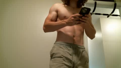 Snapshot of jakereynalds chatting on October 13, 1:06 pm Jake online show from October 13, 1:06 pm