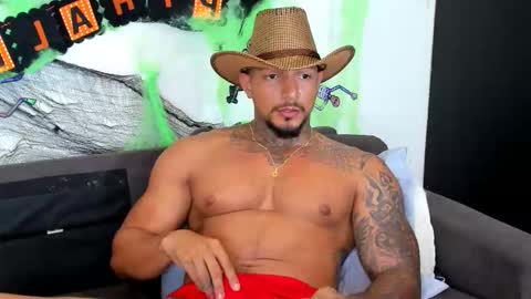 my name is sebas If you come here dont hesitate to say hello Im a guy who really likes having conversations and having hot online show from October 28, 6:21 pm