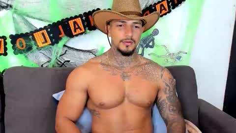 Snapshot of jaketayler10 chatting on October 27, 5:37 pm my name is sebas If you come here dont hesitate to say hello Im a guy who really likes having conversations and having hot online show from October 27, 5:37 pm