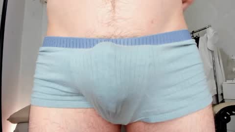 Hey there Im Jame online show from April 9, 9:43 pm