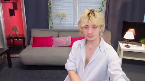 JameMiller online show from March 11, 7:26 am