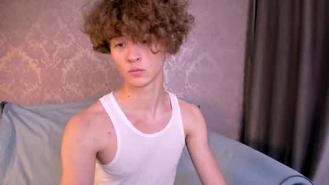 james_colleman online show from November 15, 8:33 pm