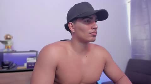 Snapshot of jamesgraay chatting on September 10, 6:06 pm James Gray online show from September 10, 6:06 pm