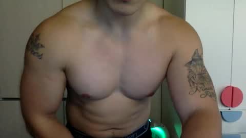 jamesmo820913 online show from March 17, 4:37 am