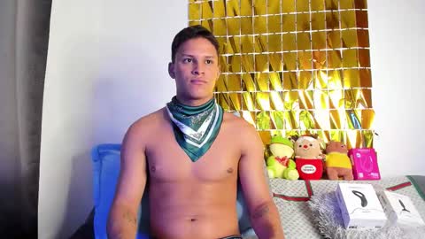 James Owenn online show from December 18, 5:36 am