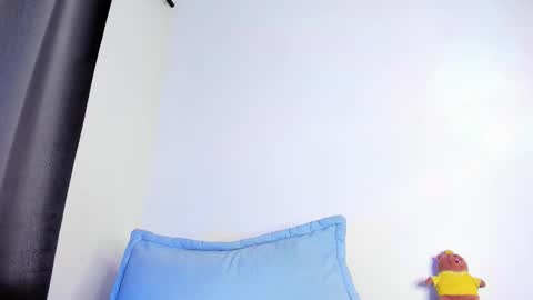 Snapshot of jamesowenn chatting on October 29, 4:48 am James Owenn online show from October 29, 4:48 am