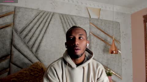 James  online show from December 15, 12:06 pm